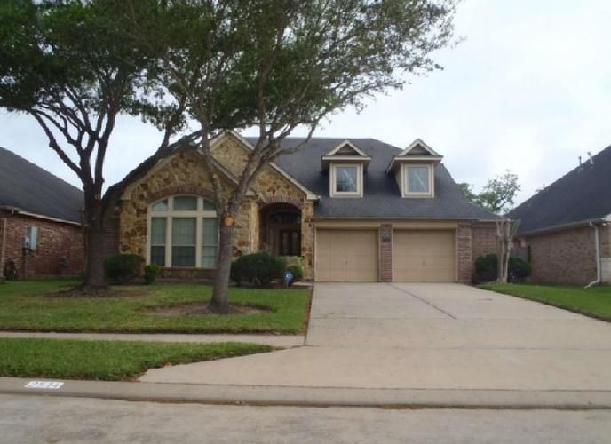 2514 SHADOW OAKS DR, Fresno, TX 77545