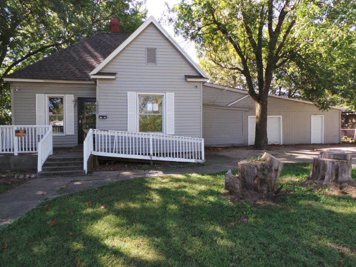 1420 W 9th St, Joplin, MO 64801