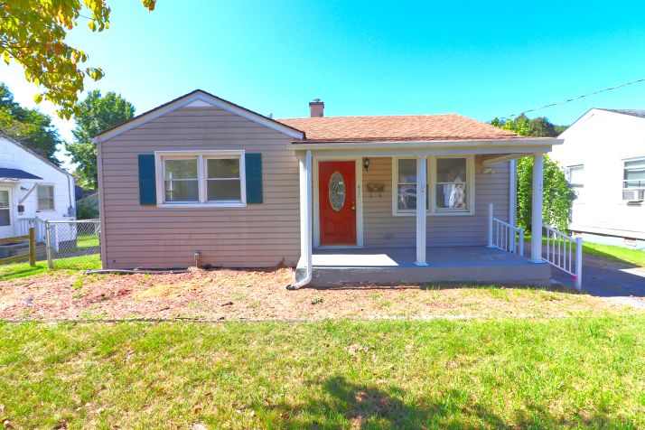 412 Craig Ave S, Covington, VA 24426