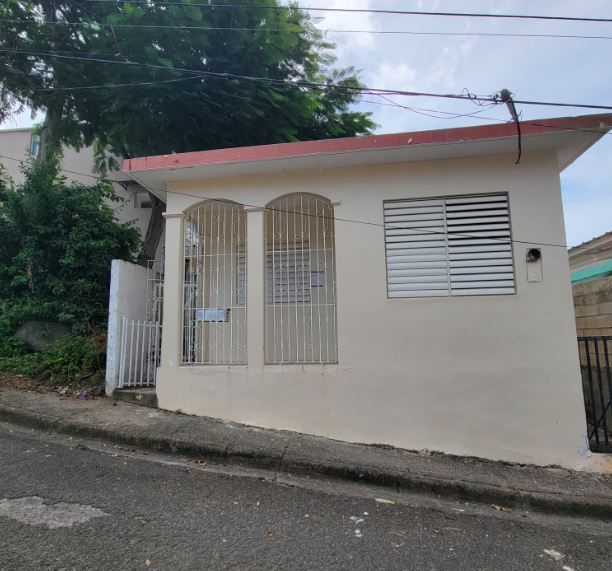 101 West Cecilia Dominguez, Guayama, PR 00784