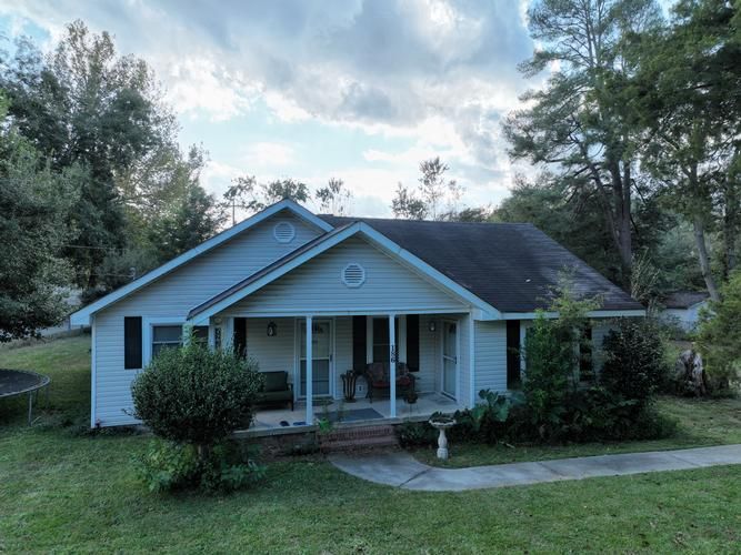 186 LEE DR, Warrenville, SC 29851