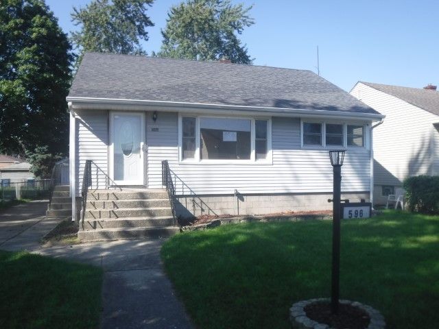 596 Mackinaw Ave, Calumet City, IL 60409