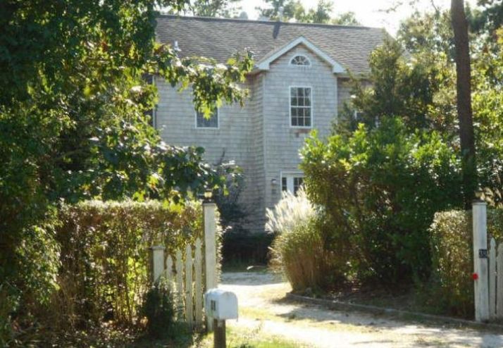 38 LONGVIEW RD, Southampton, NY 11968