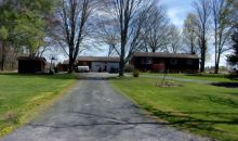 25 MAPLE RD Greenville, PA 16125