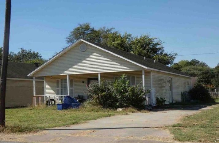 629 BUTTERFIELD AVE, Trumann, AR 72472