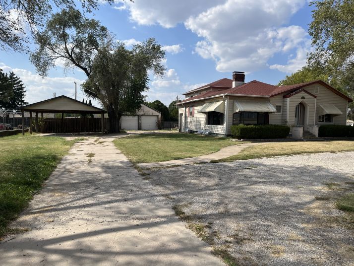 2118 N A St, Wellington, KS 67152