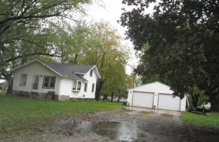 103 WASHINGTON ST W, Hollandale, MN 56045