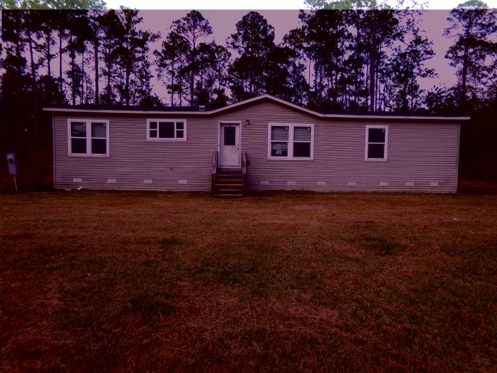 25 Bernard Ave, Sopchoppy, FL 32358