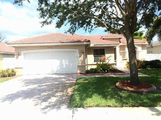19031 NW 23RD ST, Hollywood, FL 33029