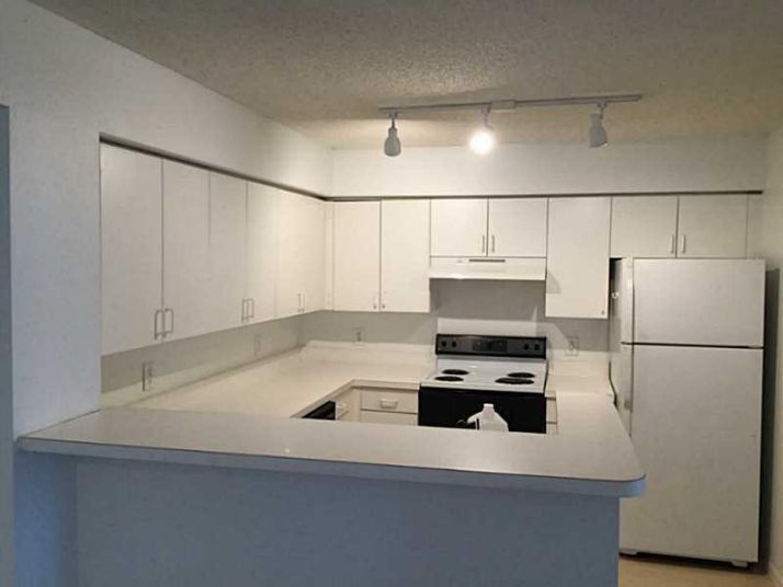 4370 NW 107th Ave # 107, Miami, FL 33178