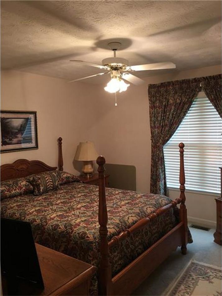 3045 Castlewood Drive, Loganville, GA 30052