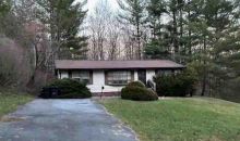 1327 GLENDALE AVE Bluefield, WV 24701