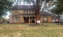 517 S RIVERSHIRE DR Conroe, TX 77304