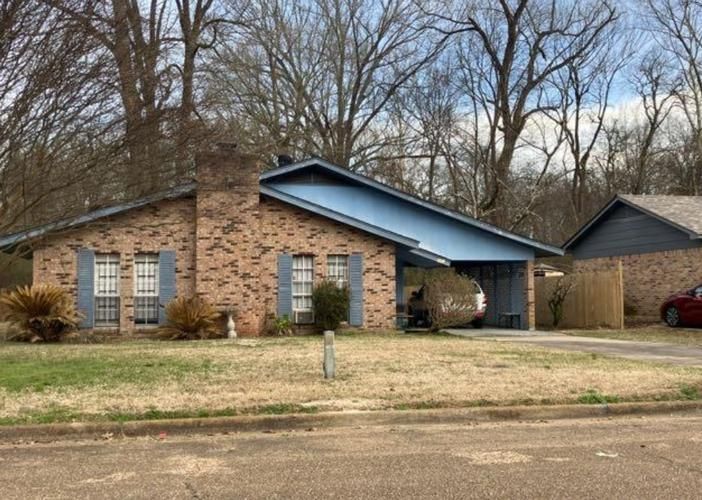 5124 QUEEN ELEANOR LN, Jackson, MS 39209