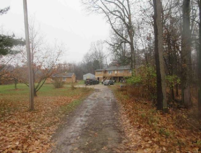 5551 E MOSHERVILLE RD, Jonesville, MI 49250