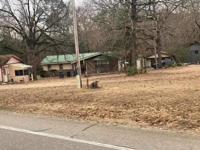 5370 GENOA RD, Texarkana, AR 71854