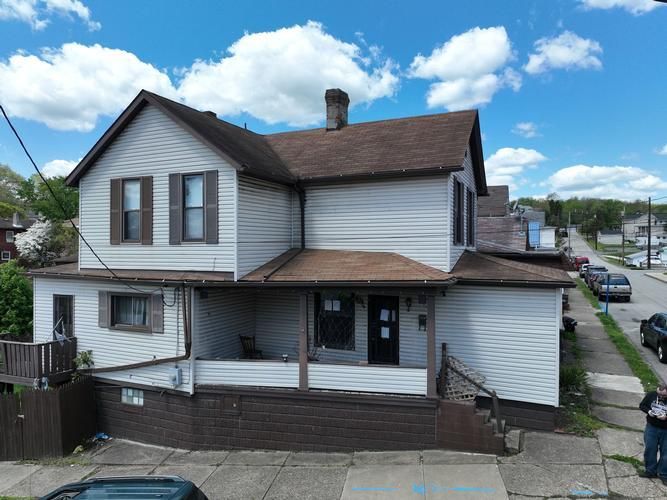 519 MCCREA AVE, Donora, PA 15033