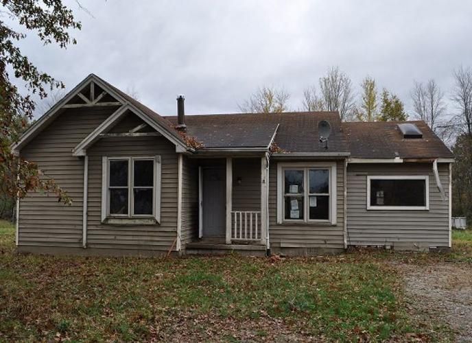 2389 DONALD RD, Bethel, OH 45106