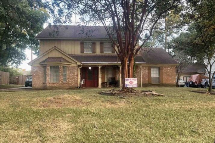 517 S RIVERSHIRE DR, Conroe, TX 77304