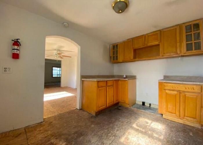 260 S MINNESOTA AVE, Wellston, OH 45692