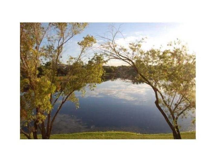 10015 NW 46th St # 205-4, Miami, FL 33178